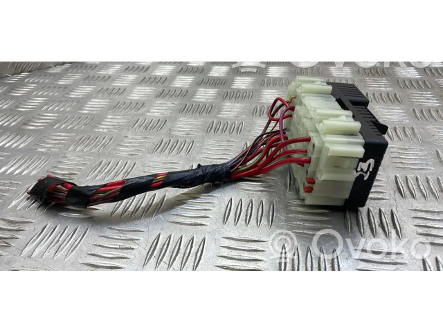 Блок предохранителей     Volvo V70    