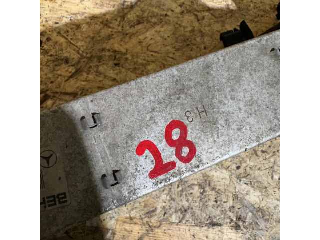 Интеркулер  A2115001002, EHR71107   Mercedes-Benz E W211 2.2