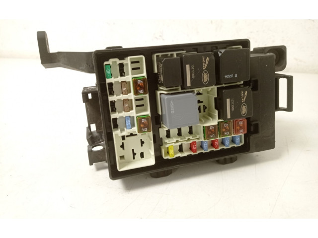 Блок предохранителей GX7314A076DA Jaguar XE