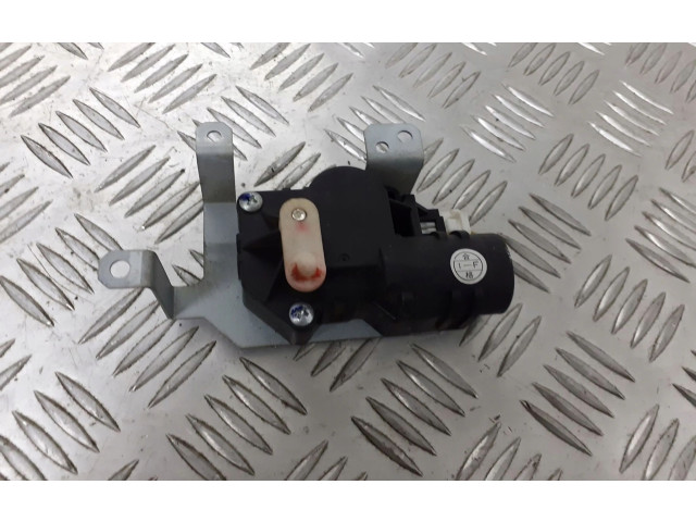 Pojistková skříňka Модуль кузова Nissan Primera 2000