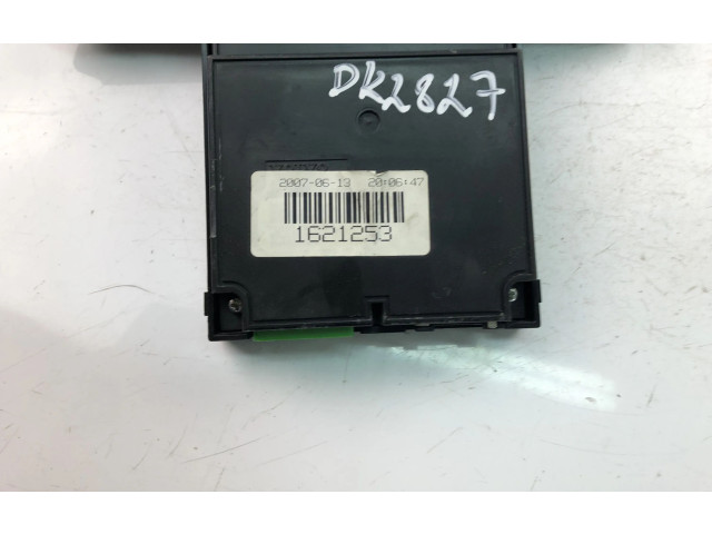 Дисплей    1621253   Volvo V70