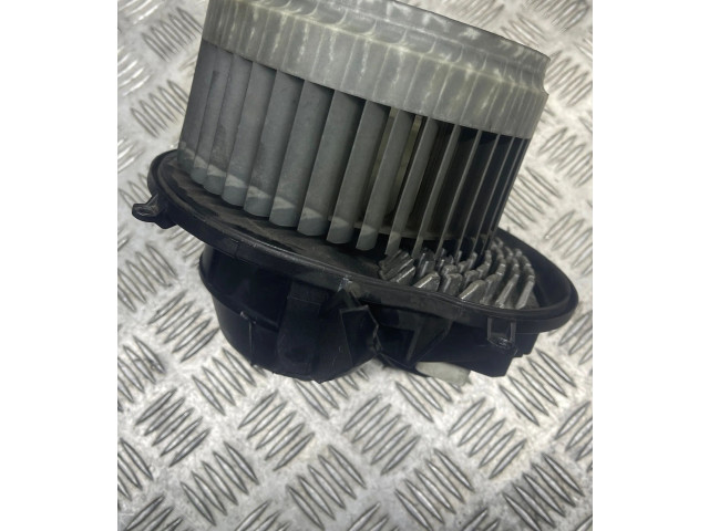 Вентилятор печки    LHD86577, 21040   Volvo XC90