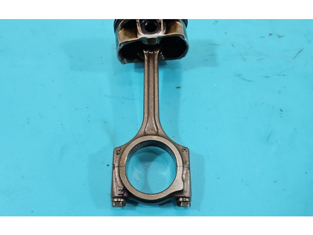  Поршень  150002257R, TCE  Dacia Logan II  