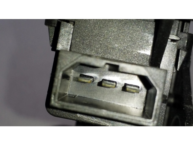 замок багажника 8P4827505C, 4L0827520 Audi Q7 4L 2005-2015 года