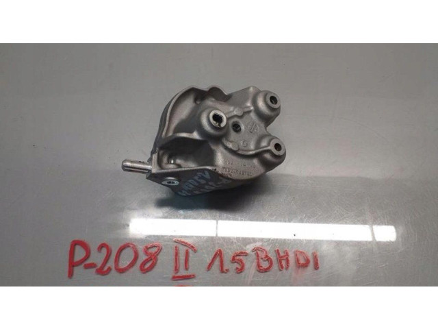 Кронштейн топливного насоса