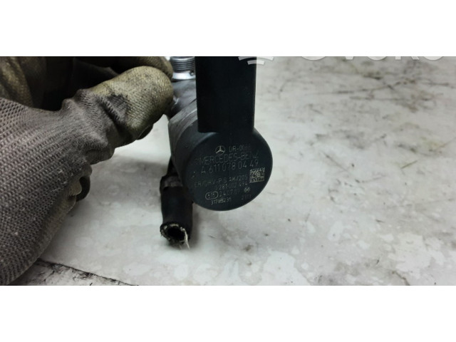 Vstřikovací lišta A6400702395, A6400702395 Mercedes-Benz A W169 OM640.940