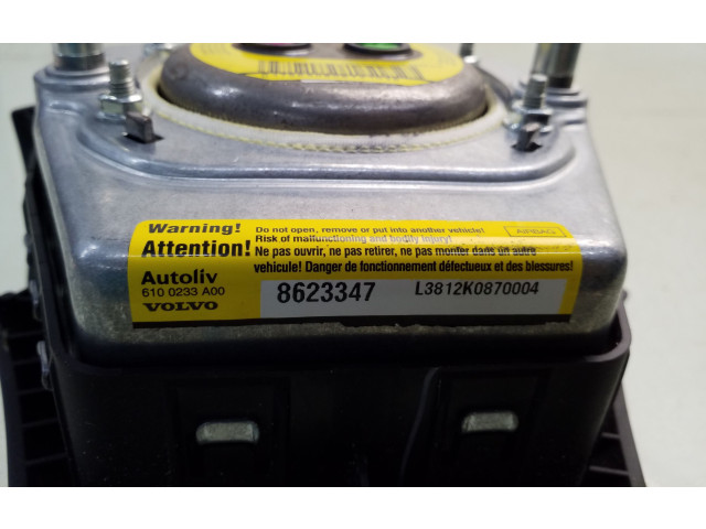 Подушка безопасности водителя 8623347, L3812K0870004   Volvo V50