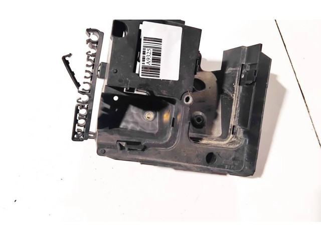 Блок предохранителей 1k0937540 Skoda Octavia Mk2 (1Z)