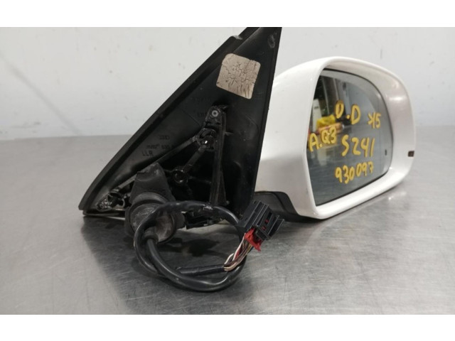 Зеркало электрическое Audi Q3 8U 2011 - 2016 года