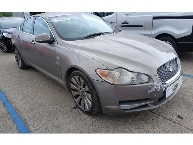 Дисплей       Jaguar XF X250