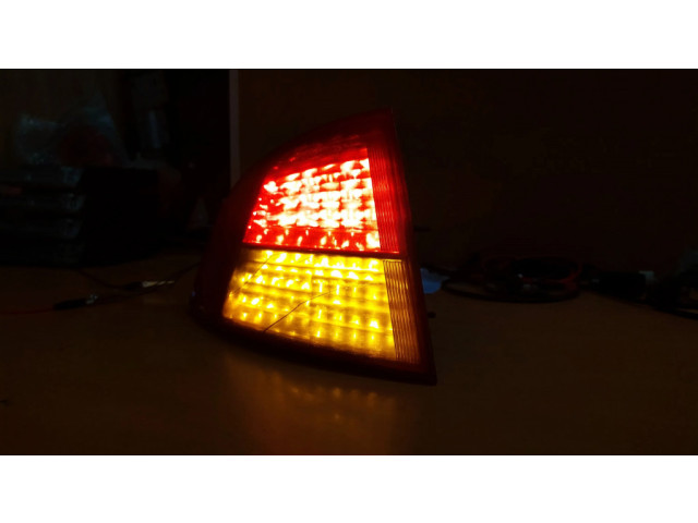 Задний фонарь левый сзади 4E0945095C Audi A8 S8 D3 4E 2002-2009 года