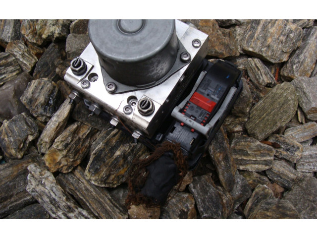 Блок АБС 5N0614109CJ Audi Q3 8U 2011 - 2016 года