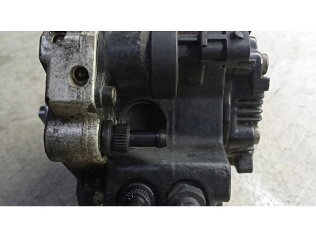 Vstřikovací čerpadlo 13663913 Volvo S60 pro naftový motor 2.4