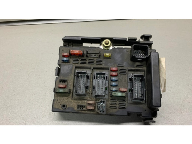 Блок предохранителей 9650664180, BSMB2 Peugeot 307