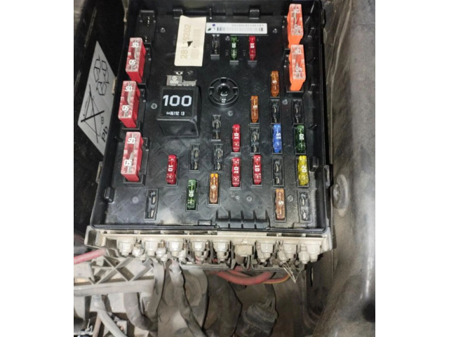 Pojistková skříňka 3C1941823 Volkswagen PASSAT