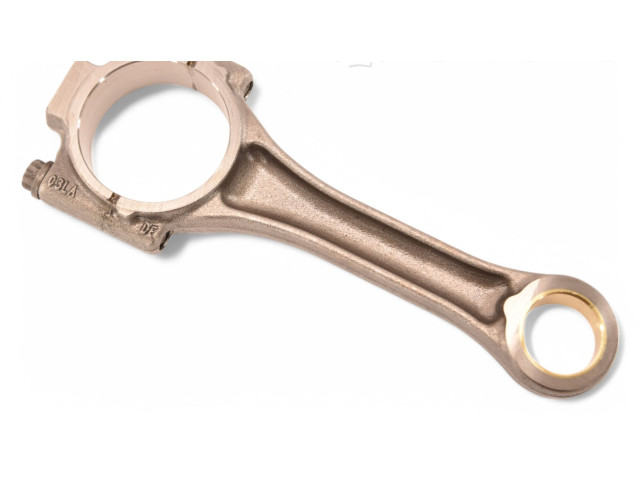 Шатун DDY DDYA DDYB 03L105401A Skoda Karoq