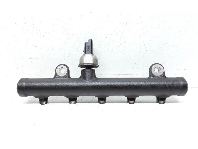 Топливная рампа 9658227880, 9681649580   Volvo V70  