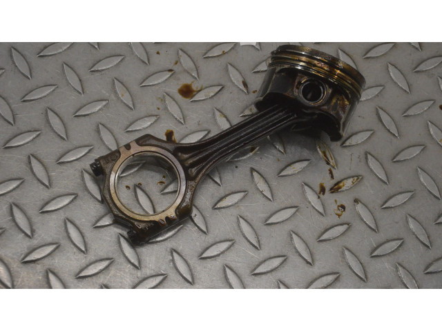 Поршень CAXC 03C0 Audi A3 S3 8P