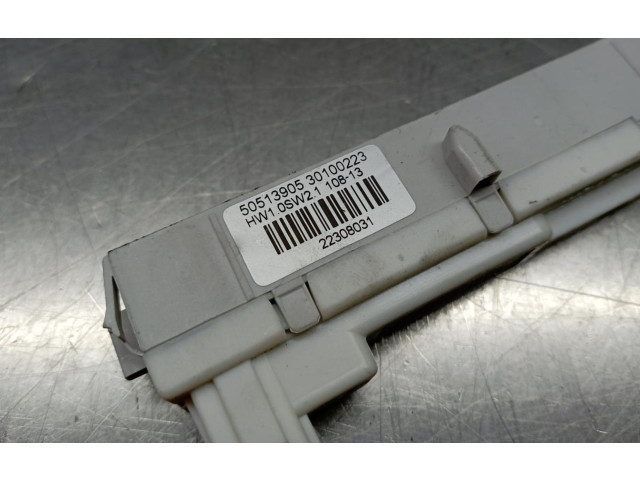 Дисплей 50513905, 22308031 Alfa Romeo Giulietta