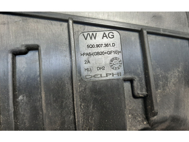 Блок предохранителей 5Q0907361D, 5Q0937125B Skoda Octavia Mk3 (5E)