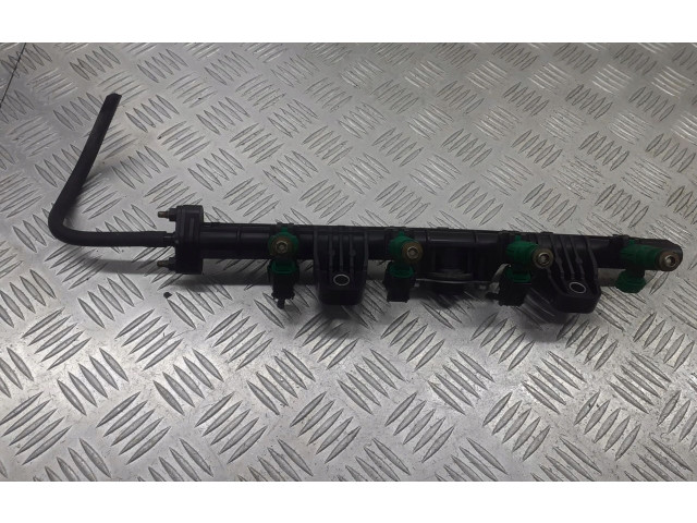 Vstřikovací lišta 35304-26695 KIA Rio