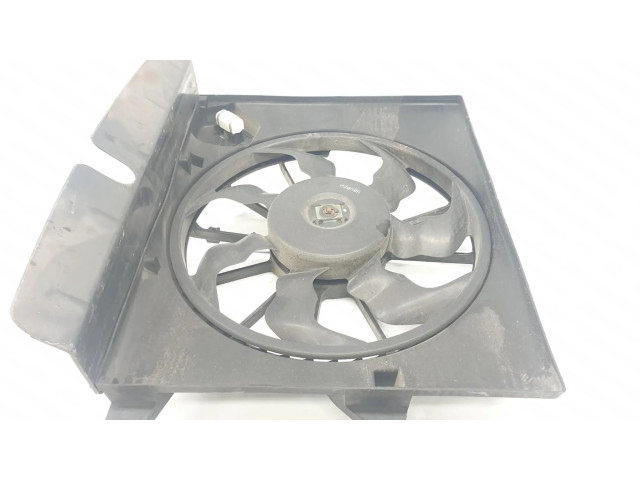 Вентилятор радиатора 253801P050 KIA Venga