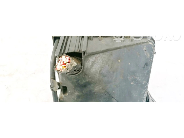 Блок предохранителей ED20100304 KIA Ceed