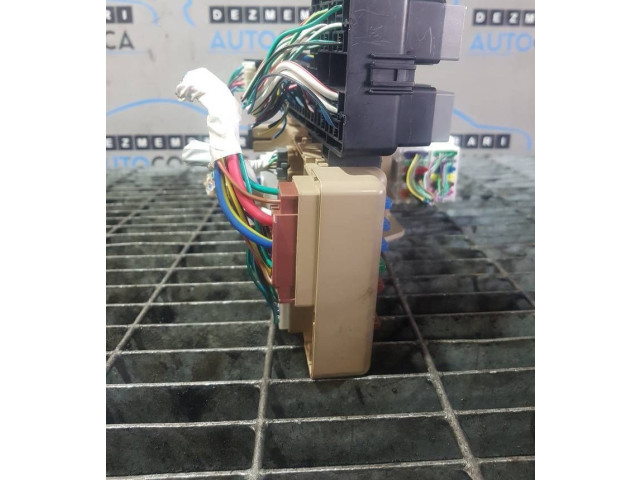 Блок предохранителей Subaru Forester SH