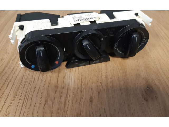 Блок управления климат-контролем 8XA820045A Audi A1