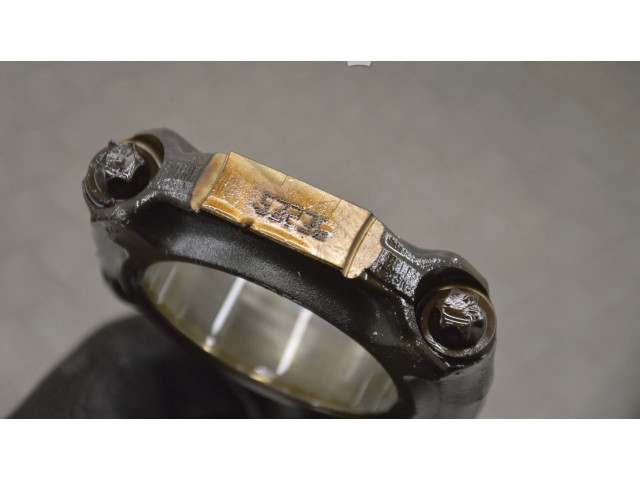 Píst 53236 Mercedes-Benz E W211 M 272.943