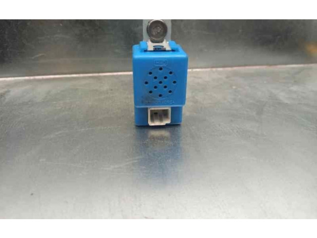 Pojistková skříňka 957104D010 KIA Carnival 2009