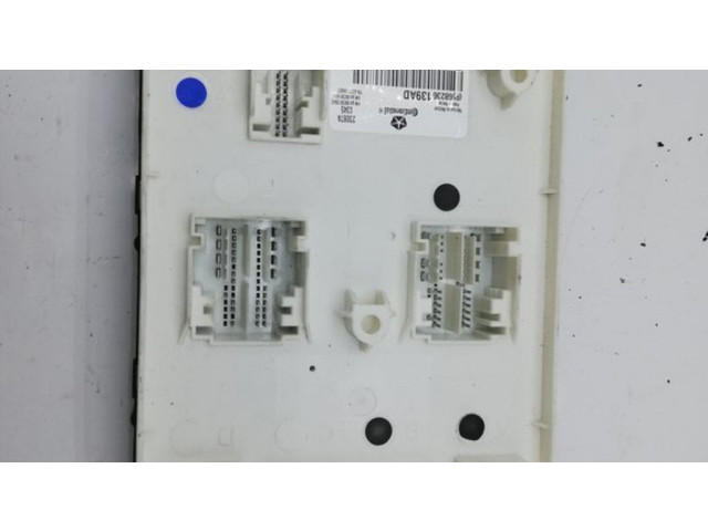 Блок комфорта 68236139AD, 1C034537607   Jeep Grand Cherokee   