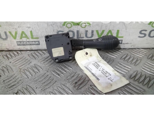 Ручка стеклоочистителей 7700832722 Renault Twingo I