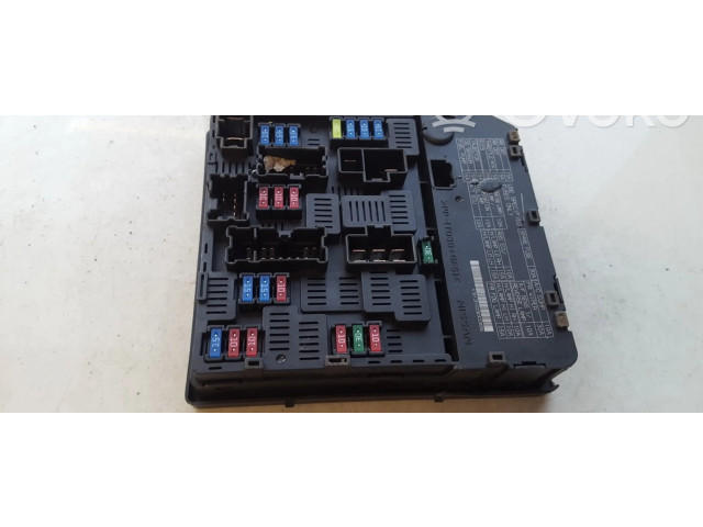 Pojistková skříňka 284B6JG43A Nissan X-Trail T31 2013