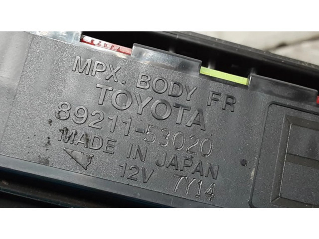 Блок предохранителей 8266253070, 8675XA1   Lexus IS 220D-250-350    