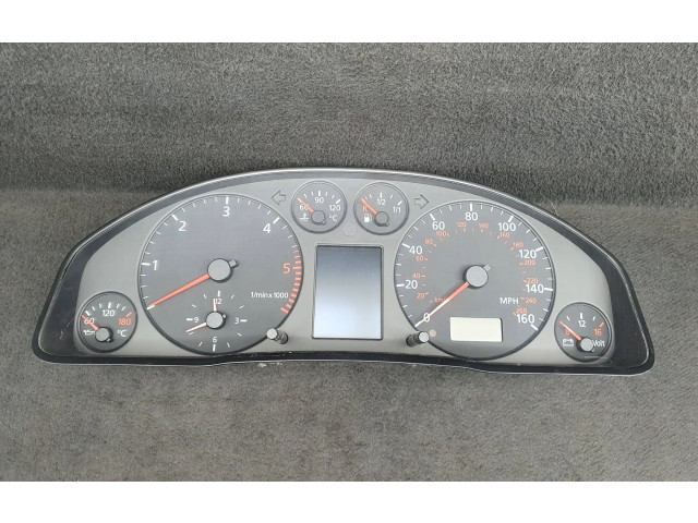 Спидометр (приборный щиток)  4B0919930P   Audi A6 S6 C5 4B 