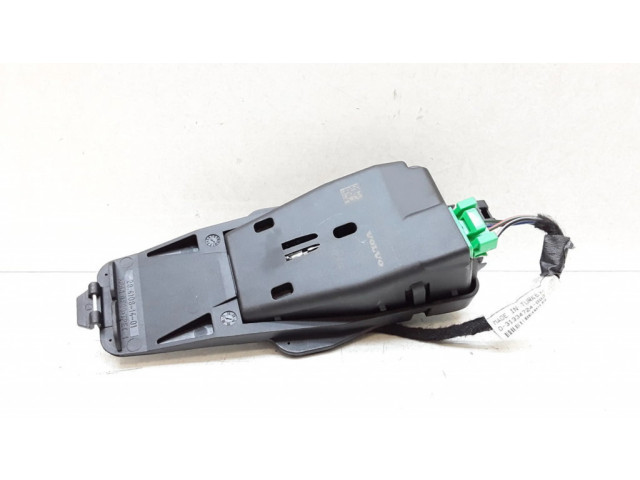 Блок управления P31313834, 31334724   Volvo V70