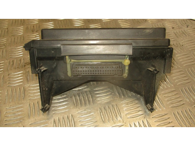 Блок предохранителей 04692114AC Jeep Grand Cherokee (WK)