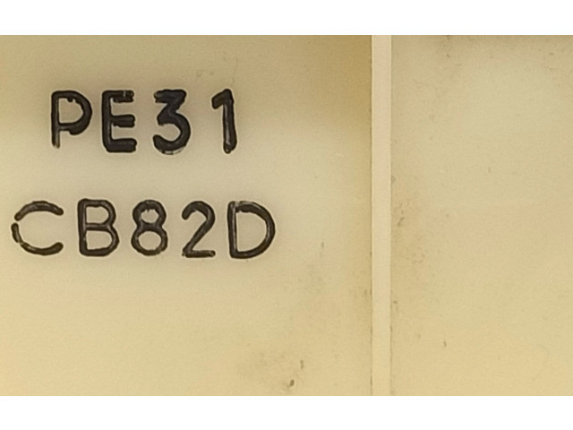 Модуль блока управления кондиционером CB82D Mazda Premacy