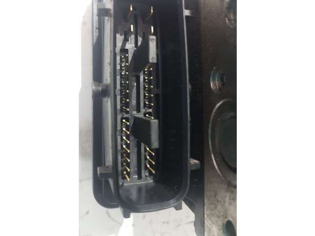 Jednotka ABS Nissan X-Trail T30 2005