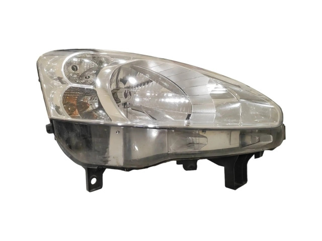 Передняя фара