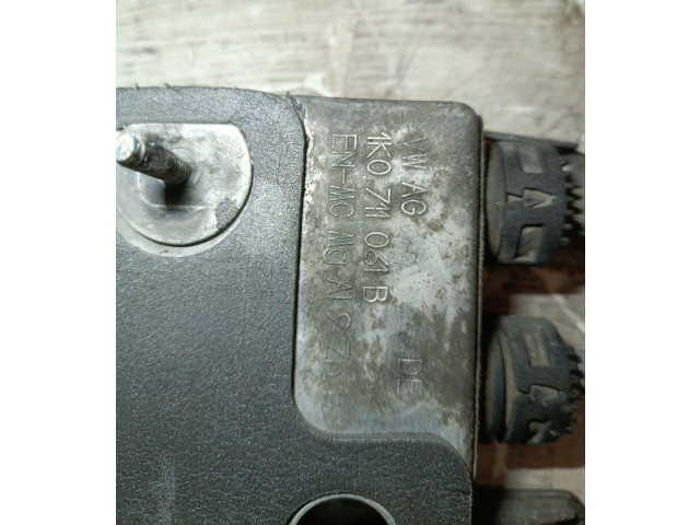 Боковая подушка безопасности 1K0711091A, 1K0711049CH Volkswagen Golf VI