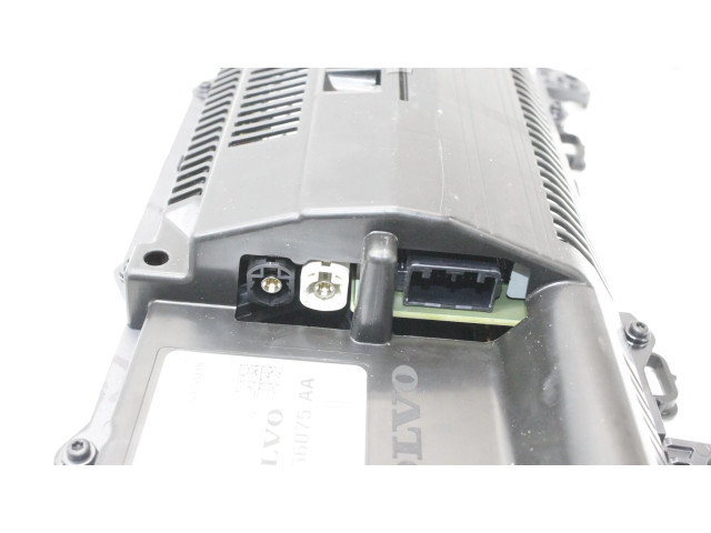 Панель приборов 32356075, P32356075 Polestar 2