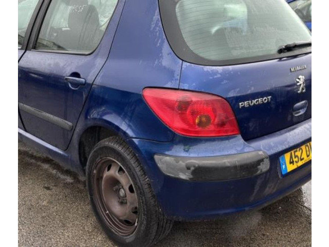 Zpětné zrcátko Peugeot 307 2004 8149AW