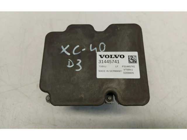 Моторчик дворников 31445741    Volvo XC40