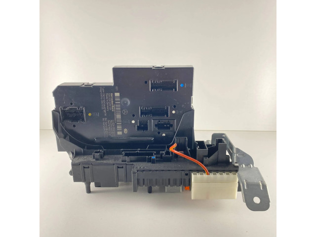 Pojistková skříňka A2049005201 Mercedes-Benz C W204 2009