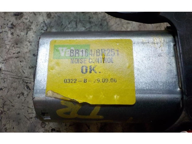 Моторчик заднего дворника A2518200042, A2518200042    Mercedes-Benz R W251