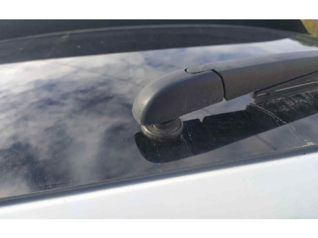 Моторчик заднего дворника 68102192AB Jeep Cherokee