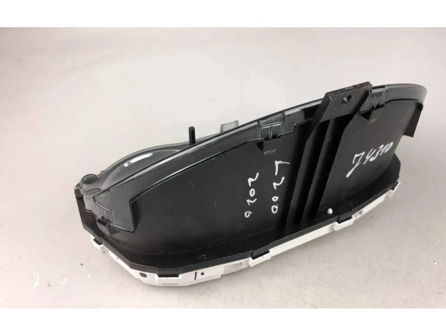 Панель приборов 8100C771 Mitsubishi L200