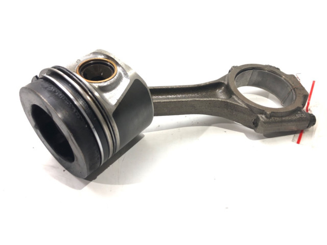  Поршень с шатуном  CBA  Volkswagen PASSAT CC  